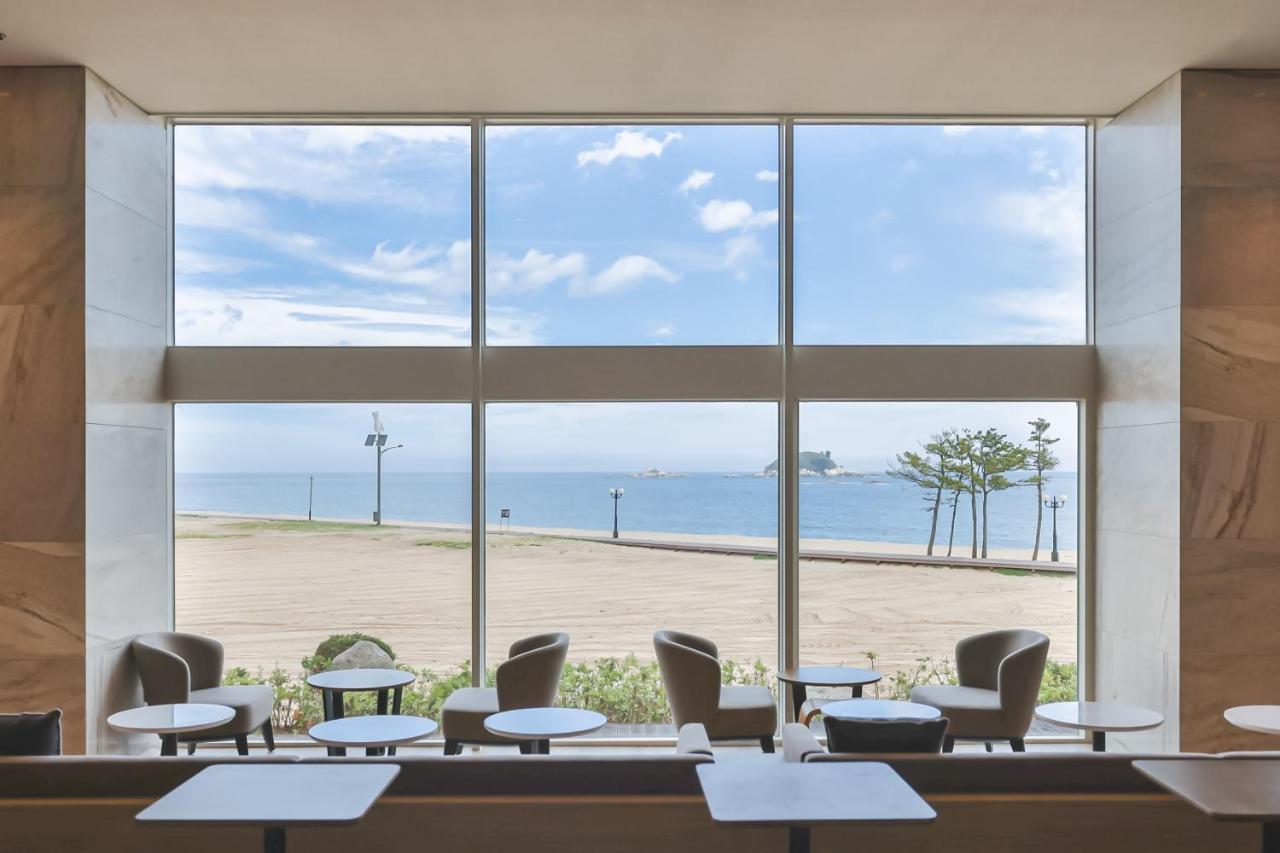 Kensington Resort Seorak Beach Sokcho Exteriör bild
